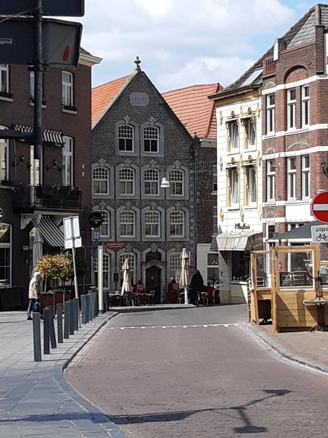 Roermond Uniek Stadspand, Compleet Woonhuis Экстерьер фото